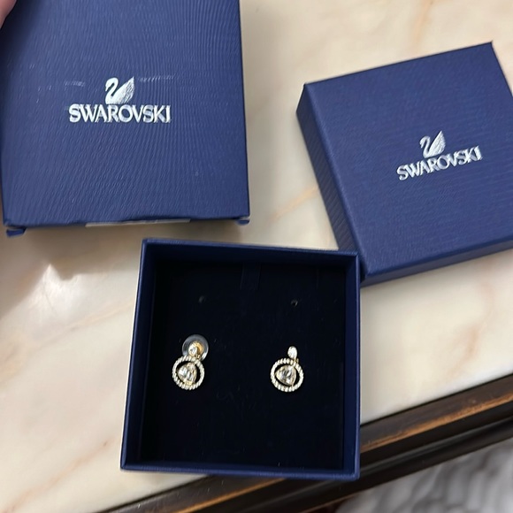 Swarovski earrings brand new - Picture 1 of 3